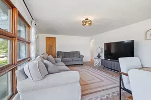 121 Crescent Street St, Evans City, PA 16033 - Photo 8
