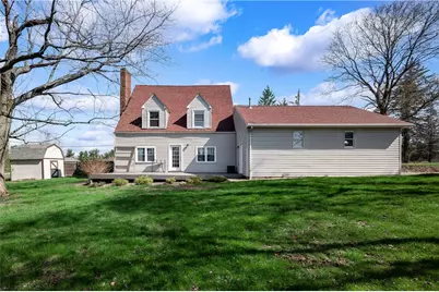 431 Sunset Dr, Center Township, PA 16001 - Photo 28