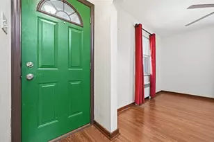 919 Tropical Ave, Beechview, PA 15216 - Photo 6
