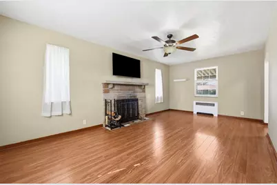 919 Tropical Ave, Beechview, PA 15216 - Photo 8