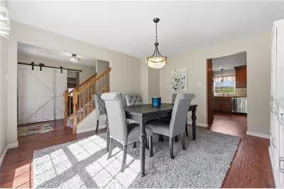 2225 Watchfield Dr, South Park, PA 15129 - Photo 12
