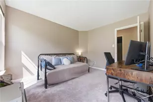 2225 Watchfield Dr, South Park, PA 15129 - Photo 22