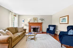 310 Satinwood Ln, Hempfield Township, PA 15601 - Photo 4