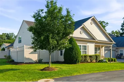 1101 Carriage Ln, Clinton Township, PA 16056 - Photo 2