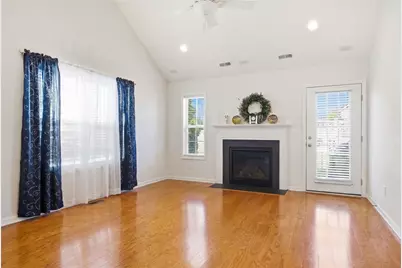 1101 Carriage Ln, Clinton Township, PA 16056 - Photo 12