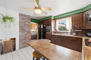 70 Holt St, Pittsburgh, PA 15203 - Photo 10