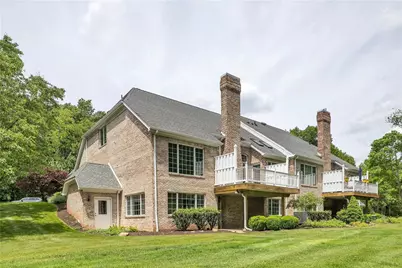 152 Saint Ives Way, Jackson Township, PA 16063 - Photo 4
