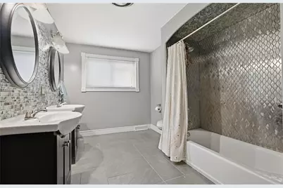 519 Jackson Ave, Vandergrift, PA 15690 - Photo 14