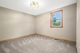 337 Whittier Dr, Pittsburgh, PA 15235 - Photo 28