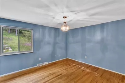 721 Pine Valley Drive, Pittsburgh, PA 15239 - Photo 14