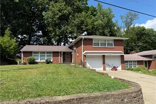 2753 Valleyview Dr, Lower Burrell, PA 15068 - Photo 1