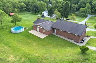 4948 Ashbaugh Rd, Murrysville, PA 15668 - Photo 2