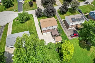 3179 Meadowridge Ct, Hampton, PA 15044 - Photo 4