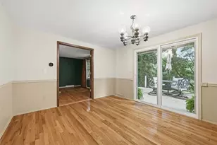 2060 Aldergrove Dr, Pittsburgh, PA 15101 - Photo 16