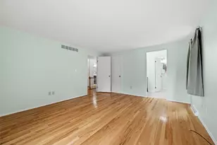 2060 Aldergrove Dr, Pittsburgh, PA 15101 - Photo 26