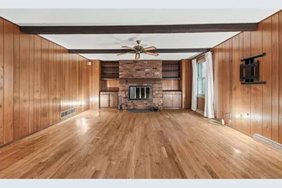 2060 Aldergrove Drive, Pittsburgh, PA 15101 - Photo 6