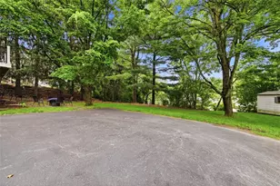 2060 Aldergrove Dr, Pittsburgh, PA 15101 - Photo 42