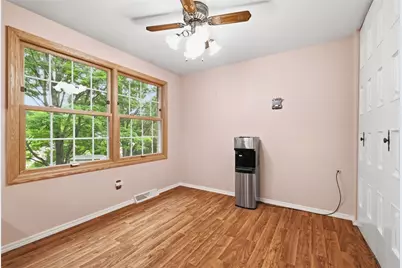 2060 Aldergrove Drive, Pittsburgh, PA 15101 - Photo 22