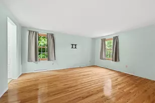 2060 Aldergrove Dr, Pittsburgh, PA 15101 - Photo 24