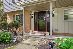 2060 Aldergrove Dr, Pittsburgh, PA 15101 - Photo 2