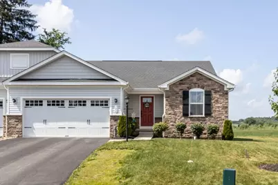 106 Jessica Ct, Chippewa Township, PA 15010 - Photo 2