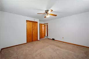 1599 Collier Ave, Heidelberg, PA 15106 - Photo 16