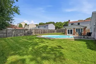 320 Sunridge Dr, Economy, PA 15042 - Photo 34
