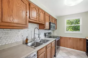 320 Sunridge Dr, Economy, PA 15042 - Photo 12