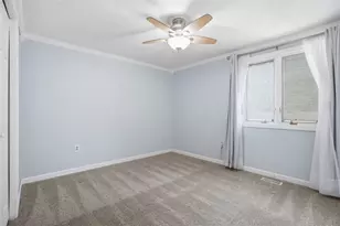 320 Sunridge Dr, Economy, PA 15042 - Photo 16