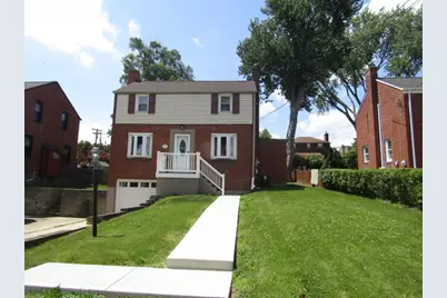 2062 Elmbrook Ln, Scott Township, PA 15243 - Photo 2