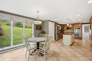 2475 Southvue, Pittsburgh, PA 15241 - Photo 8