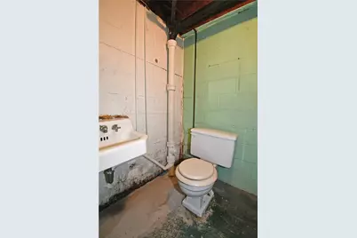 564 Marylea Ave, Pittsburgh, PA 15227 - Photo 26