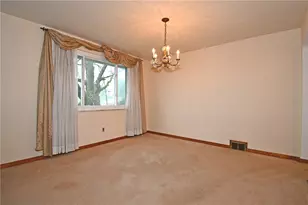 564 Marylea Ave, Pittsburgh, PA 15227 - Photo 6