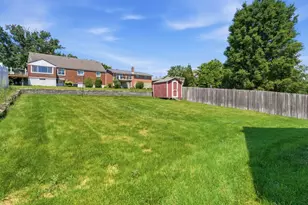411 Phillips Ave, Stowe Township, PA 15136 - Photo 30