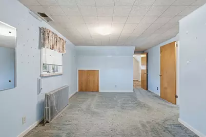 411 Phillips Avenue, Stowe Township, PA 15136 - Photo 22