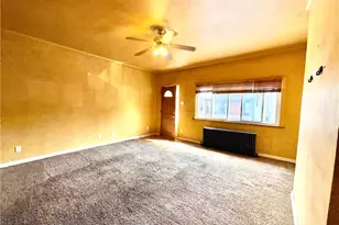 112 Clay St, Pittsburgh, PA 15215 - Photo 2