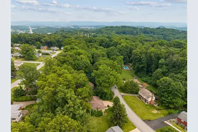 3032 Ben Venue Dr, Unity Township, PA 15601 - Photo 32