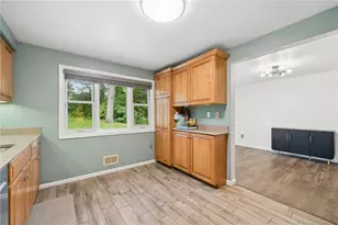 3032 Ben Venue Dr, Unity Township, PA 15601 - Photo 10
