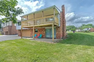 101 Teton Dr, Pittsburgh, PA 15239 - Photo 6