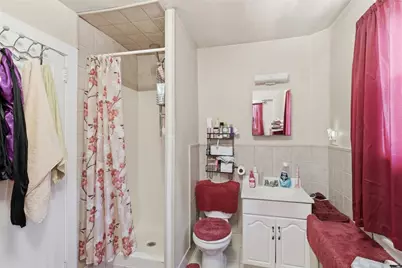 809 Alpine Blvd, Wilkins Township, PA 15221 - Photo 22