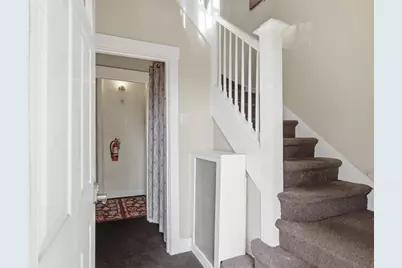 809 Alpine Blvd, Wilkins Township, PA 15221 - Photo 6