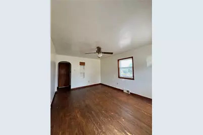 1001 Alexander Ave, Monessen, PA 15062 - Photo 2