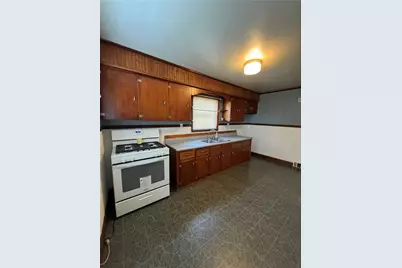 1001 Alexander Ave, Monessen, PA 15062 - Photo 6