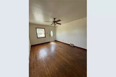 1001 Alexander Ave, Monessen, PA 15062 - Photo 4
