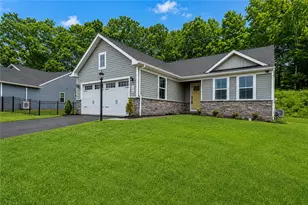 424 Dogwood Ct, West Deer, PA 15044 - Photo 1