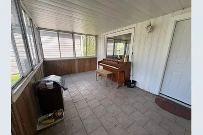 6365 Tuscarawas Rd, Ohioville, PA 15052 - Photo 4