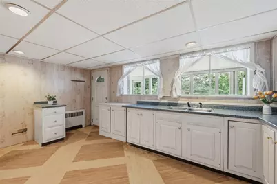 1837 Droz Ave, Economy, PA 15003 - Photo 32