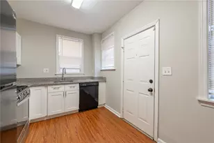 130 Chesterfield Rd, Pittsburgh, PA 15213 - Photo 10