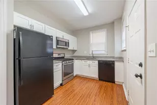 130 Chesterfield Rd, Pittsburgh, PA 15213 - Photo 8