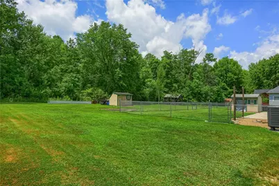 220 Oak Park Ln, Union Township, PA 16101 - Photo 22